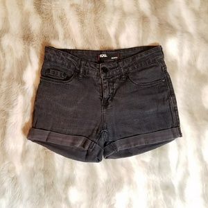 SUPER CUTE BDG (Urban Outfitters) Denim Shorts 💣